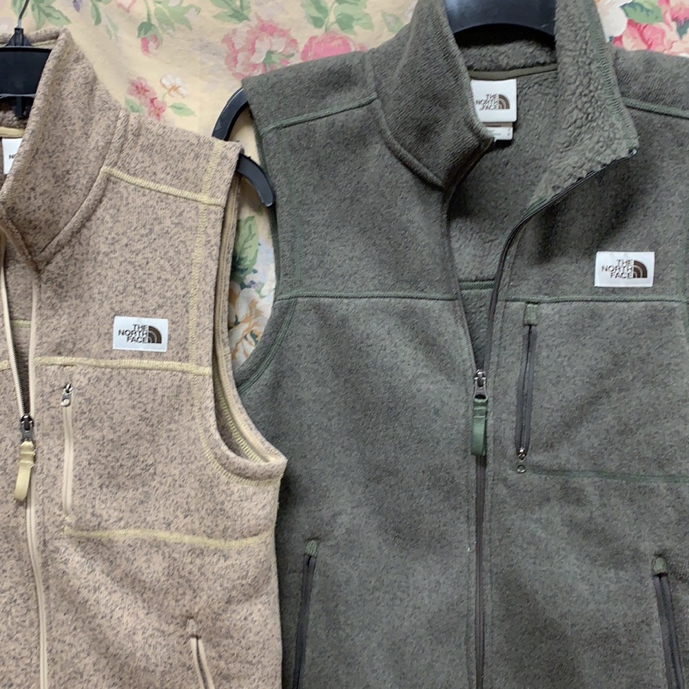 The North Face Men's Gordon Lyons Vest - Picture 4 of 13